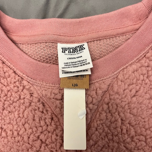 NWT VICTORIA’S SECRET PINK OVERSIZED PULLOVER SHERPA SWEATER 🔥🔥🔥🔥🔥 - Picture 2 of 6